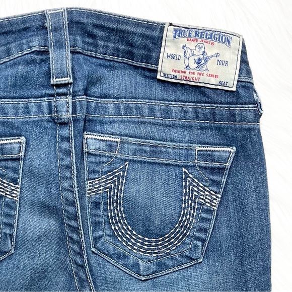 True Religion Straight Leg Low Rise Medium Wash Logo Embroidered Jeans - Picture 6 of 10